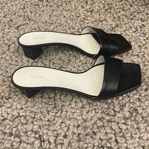 The Row Leather Sandals 9/39.5